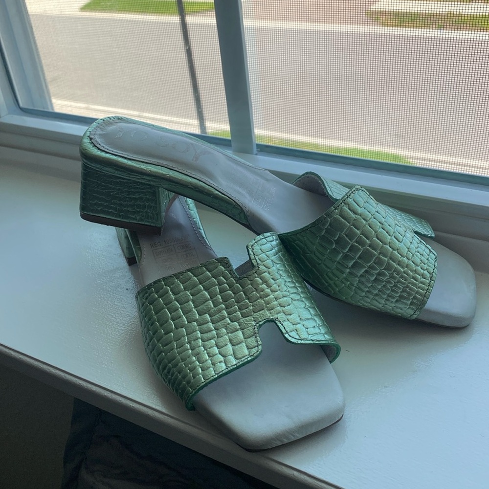 Women sandals shoes with platform 100% leather. Made in Colombia